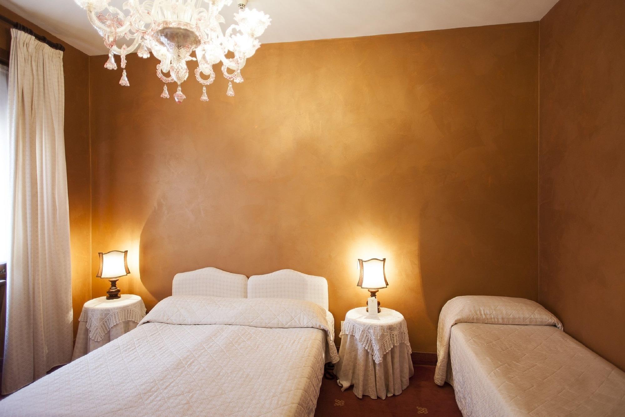 Hotel Columbia Рим Екстер'єр фото