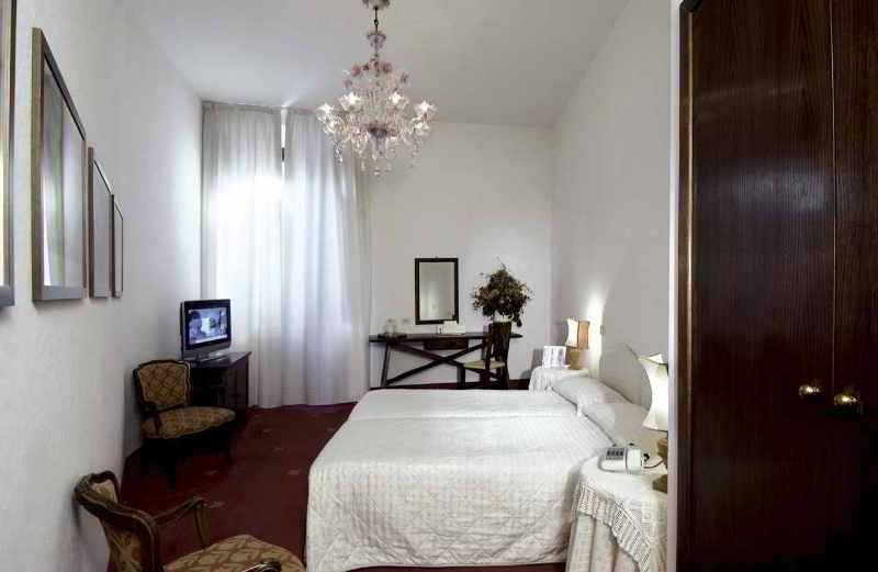 Hotel Columbia Рим Екстер'єр фото